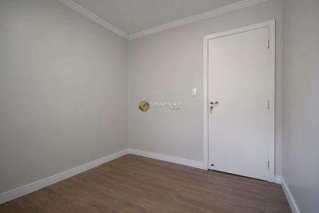 26_photo/94dce56a43.64b1cfad6bd383d8-ATLAS-46ef05c2-8e54-48ca-8b77-73f9cf3bd1db.jpg de casa à venda com 4 quartos, 295m² em Cajuru, Curitiba