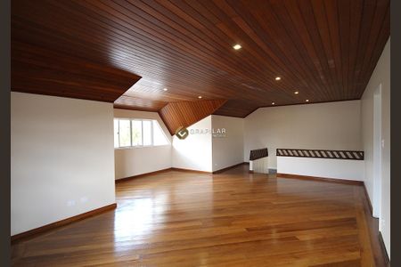 34_photo/94dce56a43.64b1cfad6bd383d8-ATLAS-b2734bff-2548-4c03-bca8-85a4c485f3ca.jpg de casa à venda com 4 quartos, 295m² em Cajuru, Curitiba