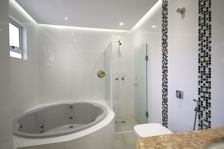 22_photo/94dce56a43.64b1cfad6bd383d8-ATLAS-bee85c56-5c03-40c2-a814-74a740e8f88f.jpg de casa à venda com 4 quartos, 295m² em Cajuru, Curitiba