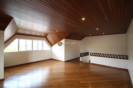 33_photo/94dce56a43.64b1cfad6bd383d8-ATLAS-e2849c65-01b1-4dcc-97bf-04b2c122da84.jpg de casa à venda com 4 quartos, 295m² em Cajuru, Curitiba