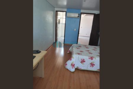 34_photo/94dce56a59.8a3b691a8180766f-ATLAS-1b05e237-8f73-4a0b-ab65-445ce76f1e34.jpg de casa à venda com 4 quartos, 189m² em Cajuru, Curitiba