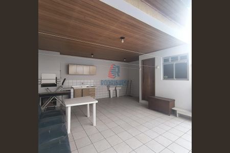 24_photo/94dce56a6b.eb7ee1c62e8591fd-ATLAS-435234c6-9476-4af3-90b7-69fd5896d2f7.jpg de casa à venda com 3 quartos, 160m² em Cajuru, Curitiba