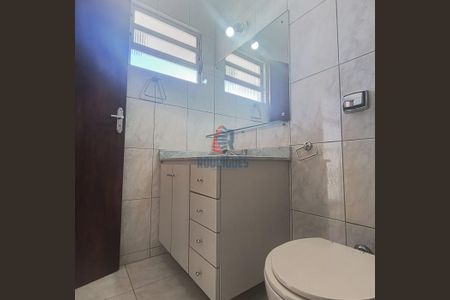 22_photo/94dce56a6b.eb7ee1c62e8591fd-ATLAS-b1f83ef2-ca2e-4c50-8dce-1bad10a5e9d9.jpg de casa à venda com 3 quartos, 160m² em Cajuru, Curitiba