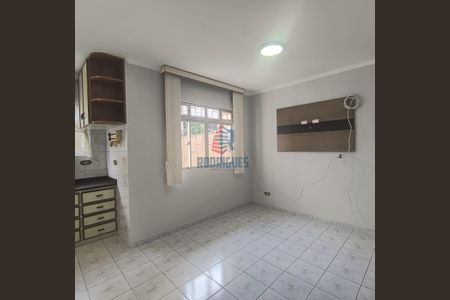 34_photo/94dce56a6b.eb7ee1c62e8591fd-ATLAS-df97ef5a-ea80-41d3-a701-454e8d42dc8b.jpg de casa à venda com 3 quartos, 160m² em Cajuru, Curitiba
