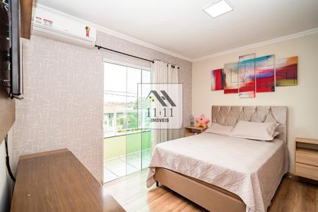 2_photo/94dce56aa7.d7b7135cffaafe0a-ATLAS-0f9d356d-52f5-4280-b03b-4a6aa4b93a75.jpg de casa à venda com 3 quartos, 180m² em Cajuru, Curitiba