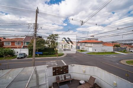 38_photo/94dce56aa7.d7b7135cffaafe0a-ATLAS-df15e7e2-9751-462c-a0cc-fe81b88da573.jpg de casa à venda com 3 quartos, 180m² em Cajuru, Curitiba