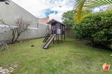 2_photo/94dce56abf.719fbdc320448c84-ATLAS-0a032a04-42ab-4ce3-a181-2ff760c0671d.jpg de casa à venda com 3 quartos, 506m² em Cajuru, Curitiba