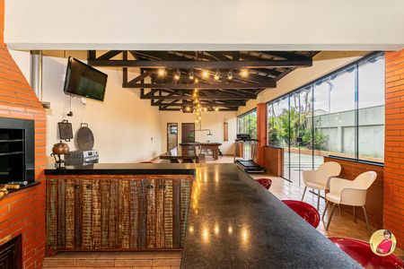 7_photo/94dce56abf.719fbdc320448c84-ATLAS-3cbb318f-4cd8-4de1-92f4-9a0662ca72cb.jpg de casa à venda com 3 quartos, 506m² em Cajuru, Curitiba