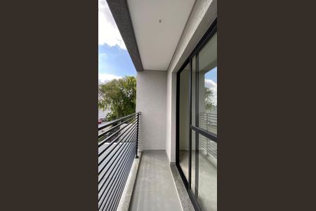 19_photo/94dce56ac5.ceff8192393c33de-ATLAS-42e25e3a-0688-45d4-b389-6cc82198c8c2.jpg de casa à venda com 3 quartos, 171m² em Cajuru, Curitiba