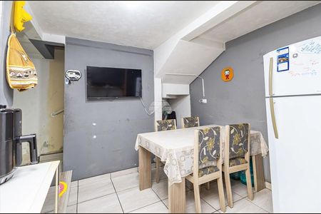 7_photo/94dce56ad9.0e5883cd31689f99-ATLAS-6fc60b33-a7f3-4c84-8e69-1bf4f3bd9b94.jpg de casa à venda com 3 quartos, 207m² em Cajuru, Curitiba