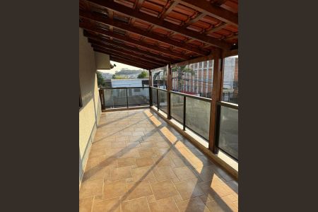 9_photo/94dce56b8f.a80a6b862e985aa6-ATLAS-a3b31cad-3506-4e3e-9f05-ebbc18c091fa.jpg de casa à venda com 3 quartos, 124m² em Cajuru, Curitiba