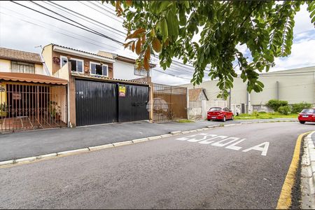 34_photo/94dce56bd1.598c66e7e5047e83-ATLAS-d6851b19-117b-43d3-ac6b-9cd45a28564a.jpg de casa à venda com 4 quartos, 120m² em Cajuru, Curitiba