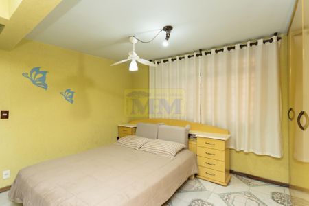 8_photo/94dce56bf7.e6f02a1e96aef2b1-ATLAS-e007404b-1aed-4857-bc84-48e222c00143.jpg de casa à venda com 3 quartos, 250m² em Cajuru, Curitiba