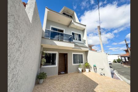 31_photo/94dce56c27.f861ecc718bdcbd7-ATLAS-92f7e7c1-cfa0-485a-b6a6-c8af5d3dc629.jpg de casa à venda com 3 quartos, 109m² em Cajuru, Curitiba