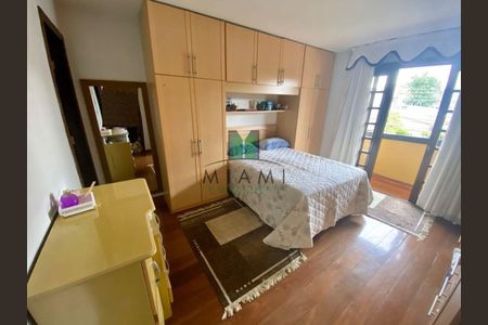 19_photo/94dce56ce1.06254e2798eb0a90-ATLAS-efc3c1cd-8fe5-4c8c-9e84-1ebc09bdf88c.jpg de casa à venda com 3 quartos, 240m² em Cajuru, Curitiba