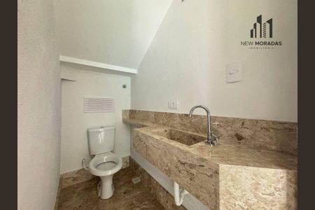 2_photo/94dce56d15.f2a96079f4344e48-ATLAS-2ca7701a-2263-43ed-b6b0-45b39ebbc187.jpg de casa à venda com 3 quartos, 180m² em Cajuru, Curitiba