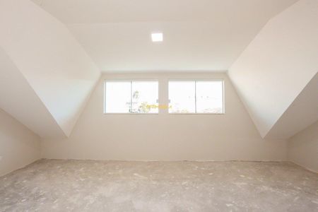 8_photo/94dce56d15.f2a96079f4344e48-ATLAS-2e2d2d16-927a-45ec-a2b3-b2369398577e.jpg de casa à venda com 4 quartos, 146m² em Cajuru, Curitiba