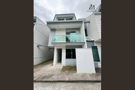 5_photo/94dce56d15.f2a96079f4344e48-ATLAS-9b5ea6b2-5f8d-4402-84d7-69f7cb7cf8c8.jpg de casa à venda com 3 quartos, 180m² em Cajuru, Curitiba