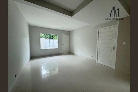 7_photo/94dce56d15.f2a96079f4344e48-ATLAS-d0ad5f4e-5535-407e-aa7c-a146f33cc685.jpg de casa à venda com 3 quartos, 180m² em Cajuru, Curitiba