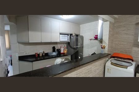 13_photo/94dce56f2b.9f73e101bd22bb98-ATLAS-bff0e0da-6a78-4105-90fa-e8e1fcc74f00.jpg de casa à venda com 3 quartos, 101m² em Cajuru, Curitiba