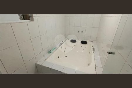 26_photo/94dce56f2b.9f73e101bd22bb98-ATLAS-e7b54f5a-48dc-4fe1-88db-cb0b7b898bc5.jpg de casa à venda com 3 quartos, 101m² em Cajuru, Curitiba