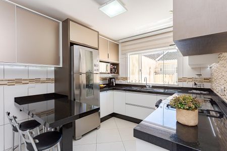 1_photo/94dce56f53.ceff8192393c33de-ATLAS-002b9d5f-b122-4e7d-a666-81307d98591c.jpg de casa à venda com 3 quartos, 144m² em Cajuru, Curitiba