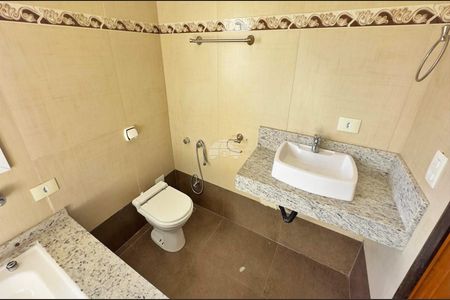 16_photo/94dce57045.e2dcf6146fee9d27-ATLAS-4c4477e3-c009-4f89-b79e-2ef88e1d7e4a.jpg de casa para alugar com 4 quartos, 177m² em Capão da Imbuia, Curitiba