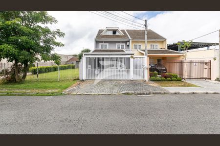 30_photo/94dce570c3.888c86440722dc55-ATLAS-02b5fea2-12fc-42e4-a68c-eae2ef404e93.jpg de casa à venda com 3 quartos, 164m² em Capão da Imbuia, Curitiba