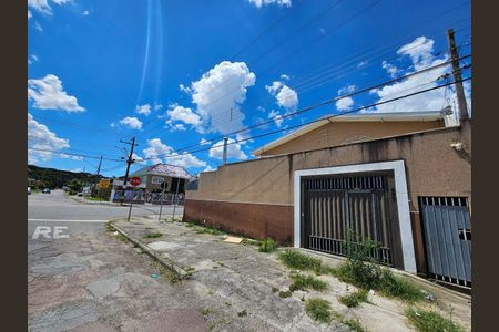 5_photo/94dce570e7.ea0ff2ffec9a0f1c-ATLAS-012997f2-a9fc-49a6-bca7-6708b47e7c92.jpg de casa à venda com 3 quartos, 220m² em Capão da Imbuia, Curitiba