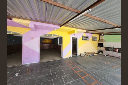 12_photo/94dce570e7.ea0ff2ffec9a0f1c-ATLAS-11ff37d6-9807-473e-bffc-b684d698a3d6.jpg de casa à venda com 3 quartos, 220m² em Capão da Imbuia, Curitiba