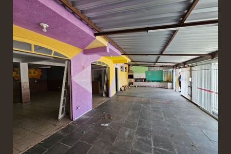 13_photo/94dce570e7.ea0ff2ffec9a0f1c-ATLAS-1b8f649c-896c-4853-a677-2277f413590e.jpg de casa à venda com 3 quartos, 220m² em Capão da Imbuia, Curitiba