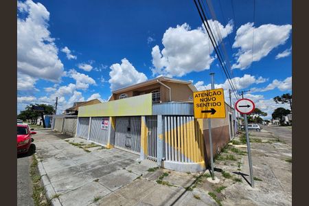 3_photo/94dce570e7.ea0ff2ffec9a0f1c-ATLAS-1fff240b-4843-42aa-a49f-7f0e1fe8e7d0.jpg de casa à venda com 3 quartos, 220m² em Capão da Imbuia, Curitiba