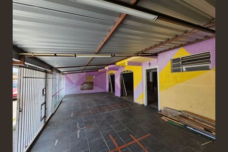 11_photo/94dce570e7.ea0ff2ffec9a0f1c-ATLAS-a204d013-818c-42ff-83e3-271c4c58dc08.jpg de casa à venda com 3 quartos, 220m² em Capão da Imbuia, Curitiba