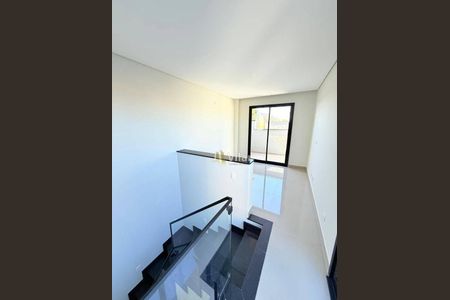 11_photo/94dce570eb.4cea1a0b3f6bbd2f-ATLAS-485688b3-8d52-4fb4-84c9-fb38fa8563b2.jpg de casa à venda com 3 quartos, 136m² em Capão da Imbuia, Curitiba