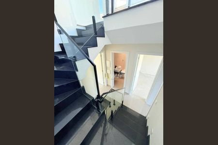 9_photo/94dce570eb.4cea1a0b3f6bbd2f-ATLAS-681d146e-a6e6-4de7-bf44-0486f8c674ee.jpg de casa à venda com 3 quartos, 136m² em Capão da Imbuia, Curitiba