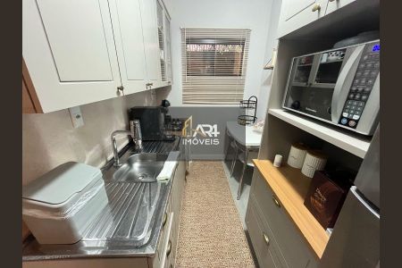 19_photo/94dce571f3.8cbbc6e43ead3576-ATLAS-602ff298-a550-42e0-9a2f-19bd5152fe35.jpg de casa à venda com 6 quartos, 204m² em Capão da Imbuia, Curitiba