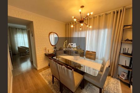 7_photo/94dce571f3.8cbbc6e43ead3576-ATLAS-60e00e17-dfc4-44ec-bcc1-e35b9a6bc8d7.jpg de casa à venda com 6 quartos, 204m² em Capão da Imbuia, Curitiba