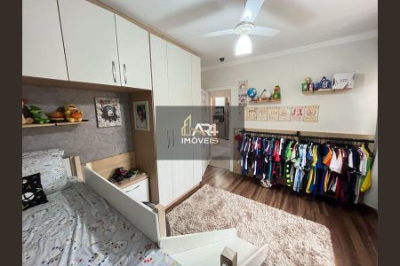 1_photo/94dce571f3.8cbbc6e43ead3576-ATLAS-ddc4e51b-45f8-4033-bfe9-391ad8cd32ba.jpg de casa à venda com 6 quartos, 204m² em Capão da Imbuia, Curitiba