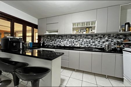 9_photo/94dce572af.007d8801227075bf-ATLAS-5e230bf5-e516-4d15-946f-1632e98ef8e2.jpg de casa para alugar com 2 quartos, 260m² em Cajuru, Curitiba