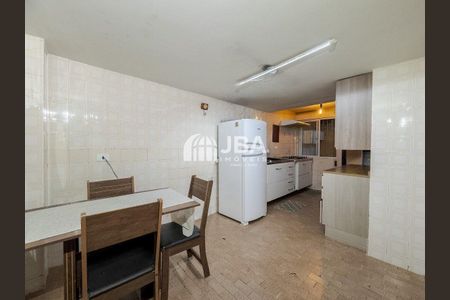 8_photo/94dce5739f.b2a80c3de4845e72-ATLAS-7d907654-bf1e-4967-97d1-11d510a4650c.jpg de casa à venda com 0 quarto, 96m² em Capão da Imbuia, Curitiba
