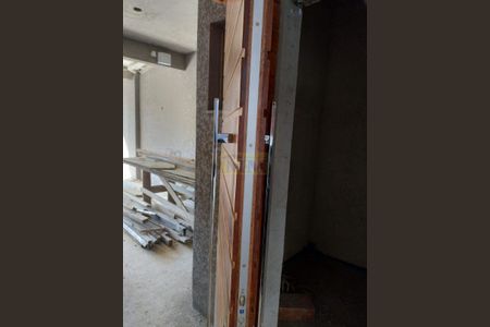 4_photo/94dce57475.7a69ff73eb43ff8d-ATLAS-01e8c3b6-d4d6-49ea-bcd7-34295cde47a6.jpg de casa à venda com 3 quartos, 176m² em Capão da Imbuia, Curitiba