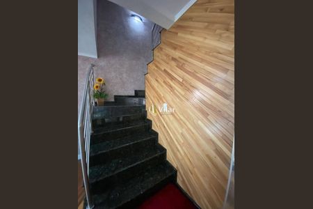 28_photo/94dce5748b.2f15d505e37c7ac5-ATLAS-c32d2a7e-a117-43c2-9795-9f6fc2a3500f.jpg de casa à venda com 4 quartos, 234m² em Capão da Imbuia, Curitiba