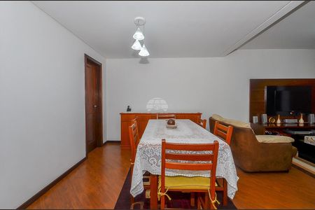 9_photo/94dce574df.e31505b1026b6787-ATLAS-3a0cf277-dc39-45f9-8e30-c150bc04cb4e.jpg de casa à venda com 3 quartos, 163m² em Capão da Imbuia, Curitiba