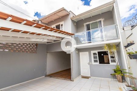 2_photo/94dce576c7.a1aa568d6be677bd-ATLAS-a1bf9f6c-ed92-4c31-a99e-a7dc09258283.jpg de casa à venda com 4 quartos, 122m² em Cajuru, Curitiba