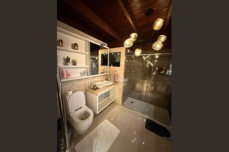 7_photo/94dce5774f.5343c4ed08aabd0a-ATLAS-c8edfd71-3d17-419e-997a-e75a347f51ce.jpg de casa à venda com 3 quartos, 150m² em Capão da Imbuia, Curitiba