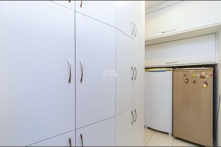 40_photo/94dce577ab.44cb305f75931be4-ATLAS-eaf82f5d-c21c-4062-91fc-a37b98113cee.jpg de casa à venda com 4 quartos, 263m² em Capão da Imbuia, Curitiba