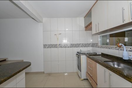 9_photo/94dce57a1f.fcd6e517dee17966-ATLAS-a6a4ebfc-e890-4537-9bd3-d75259ee7f4f.jpg de casa à venda com 3 quartos, 120m² em Capão da Imbuia, Curitiba