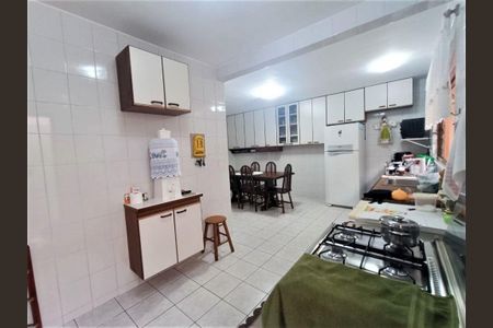 5_photo/94dce57a69.ceff8192393c33de-ATLAS-51b079c7-5e5c-4b6d-b191-cf5d5017f58b.jpg de casa à venda com 3 quartos, 242m² em Capão da Imbuia, Curitiba