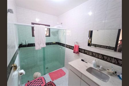 11_photo/94dce57a69.ceff8192393c33de-ATLAS-c0f0e590-0f73-43e4-9b3f-609d5c81683e.jpg de casa à venda com 3 quartos, 242m² em Capão da Imbuia, Curitiba