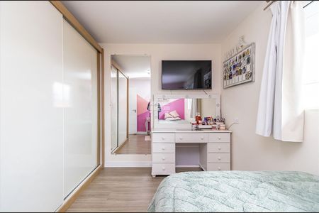 10_photo/94dce57aa7.64be89600eea995d-ATLAS-2eb2c8fe-bfcb-4b99-83d2-bba9a136d3fd.jpg de casa à venda com 4 quartos, 282m² em Capão da Imbuia, Curitiba